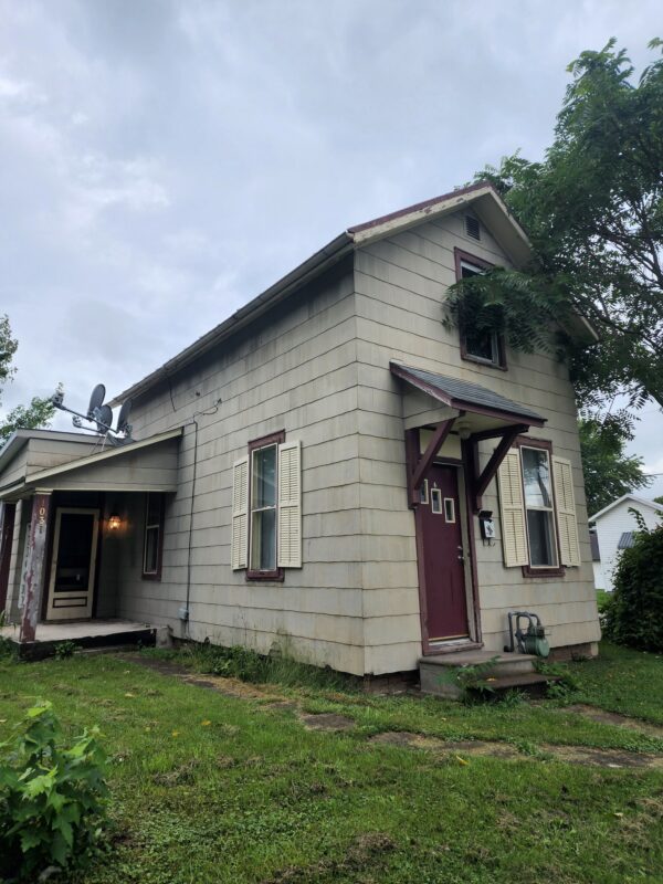 1031 Maple Street Bess Blvd Real Estate Company Ltd