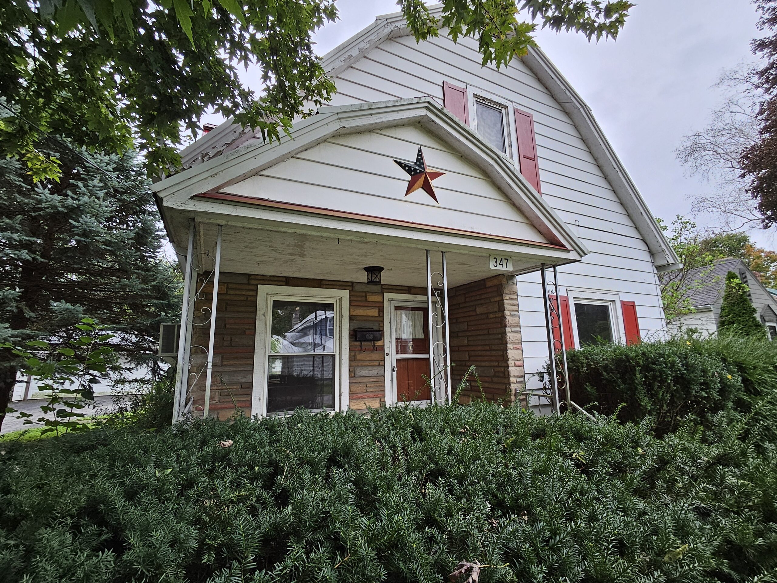 House for sale at 347 Henderson Avenue in Upper Sandusky, Ohio