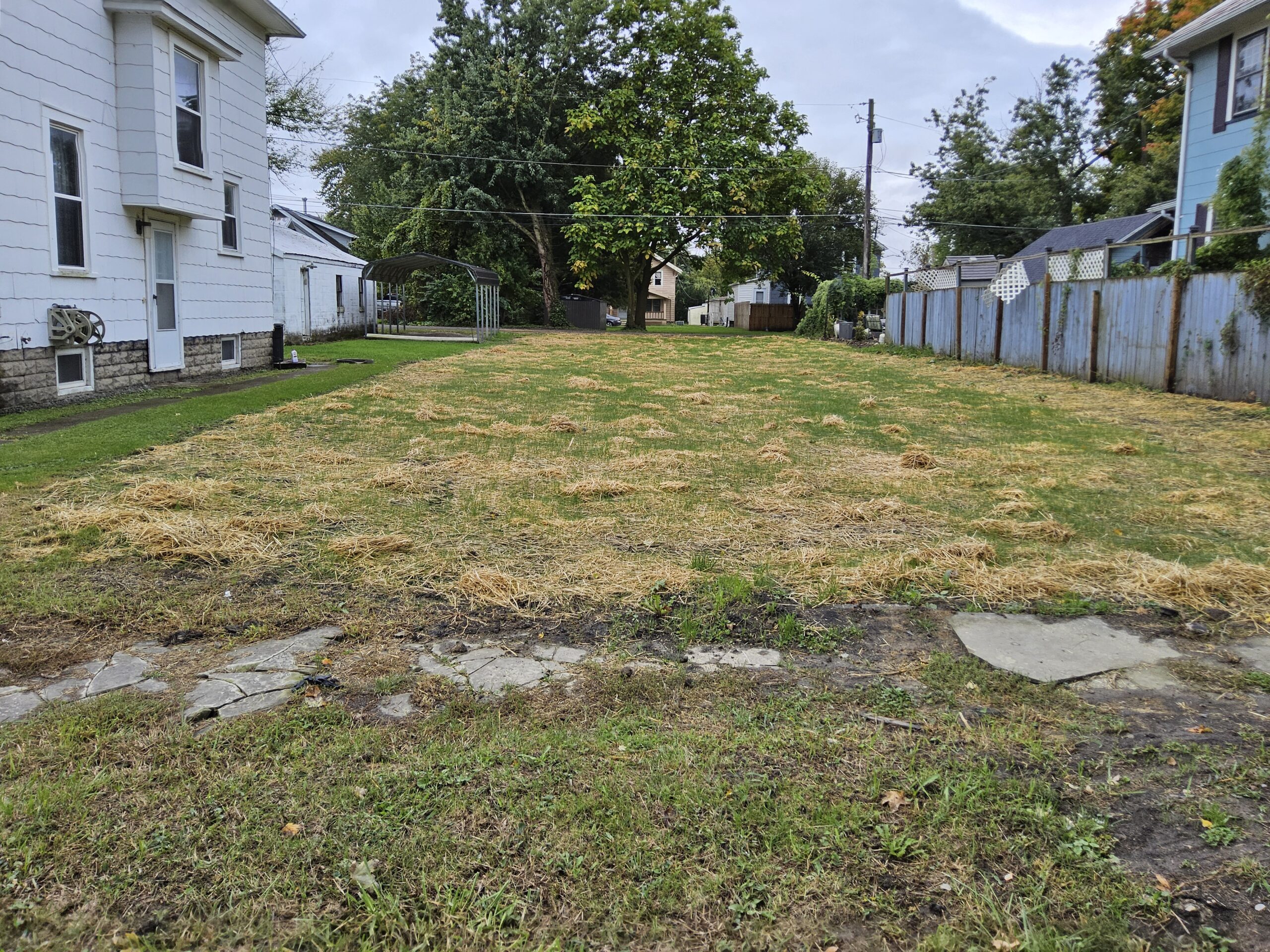 Empty lot for sale at 905 E Warren Street in Bucyrus, Ohio